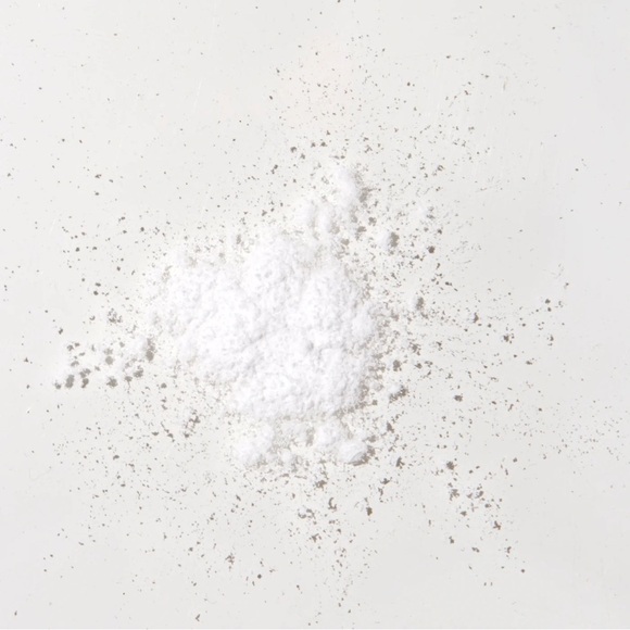 Lorde and Belle Wrinkle Reducing Booster - NIB - $59 RETAIL - Picture 4 of 4